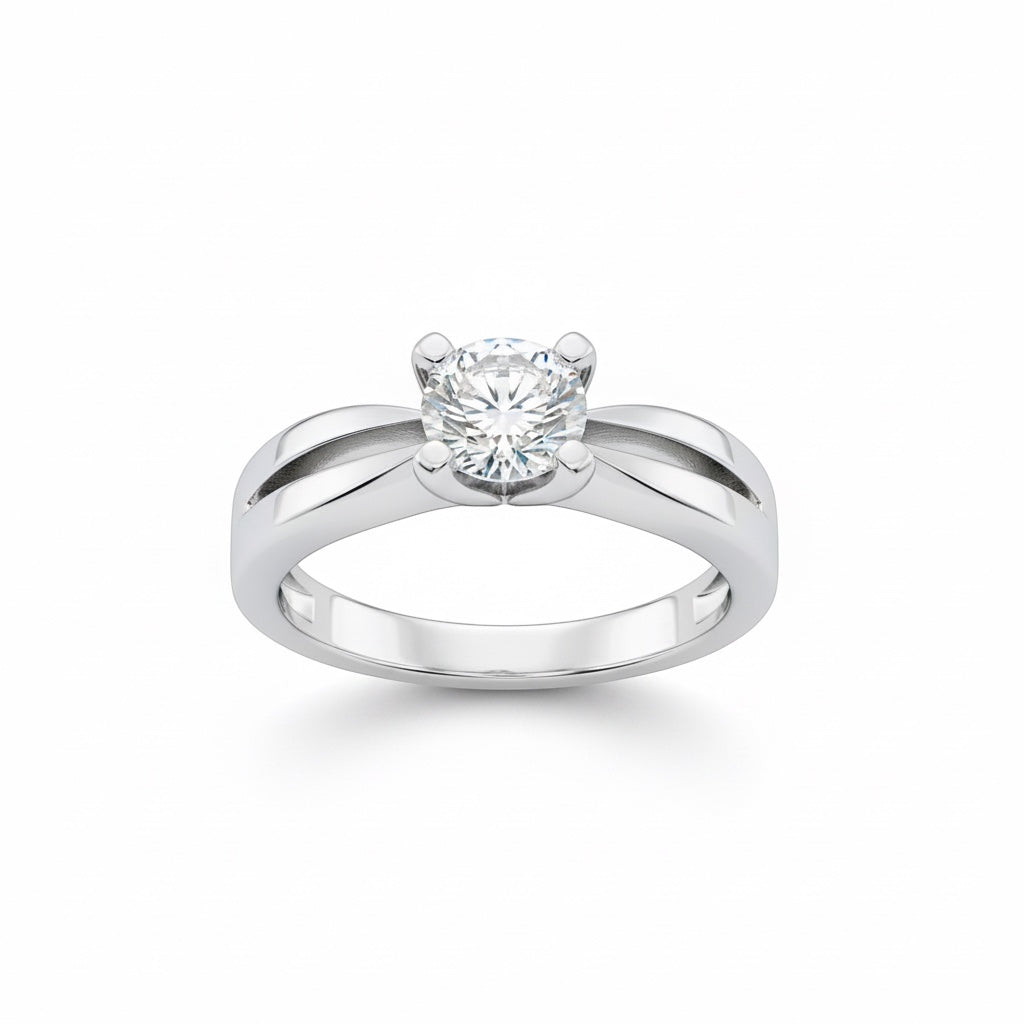 Maison Leininger 18K white gold solitaire ring with a 0.50 carat G-VVS2 diamond. Elegant engagement ring.